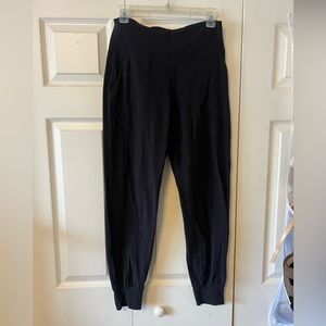 Lululemon Align Joggers size 8